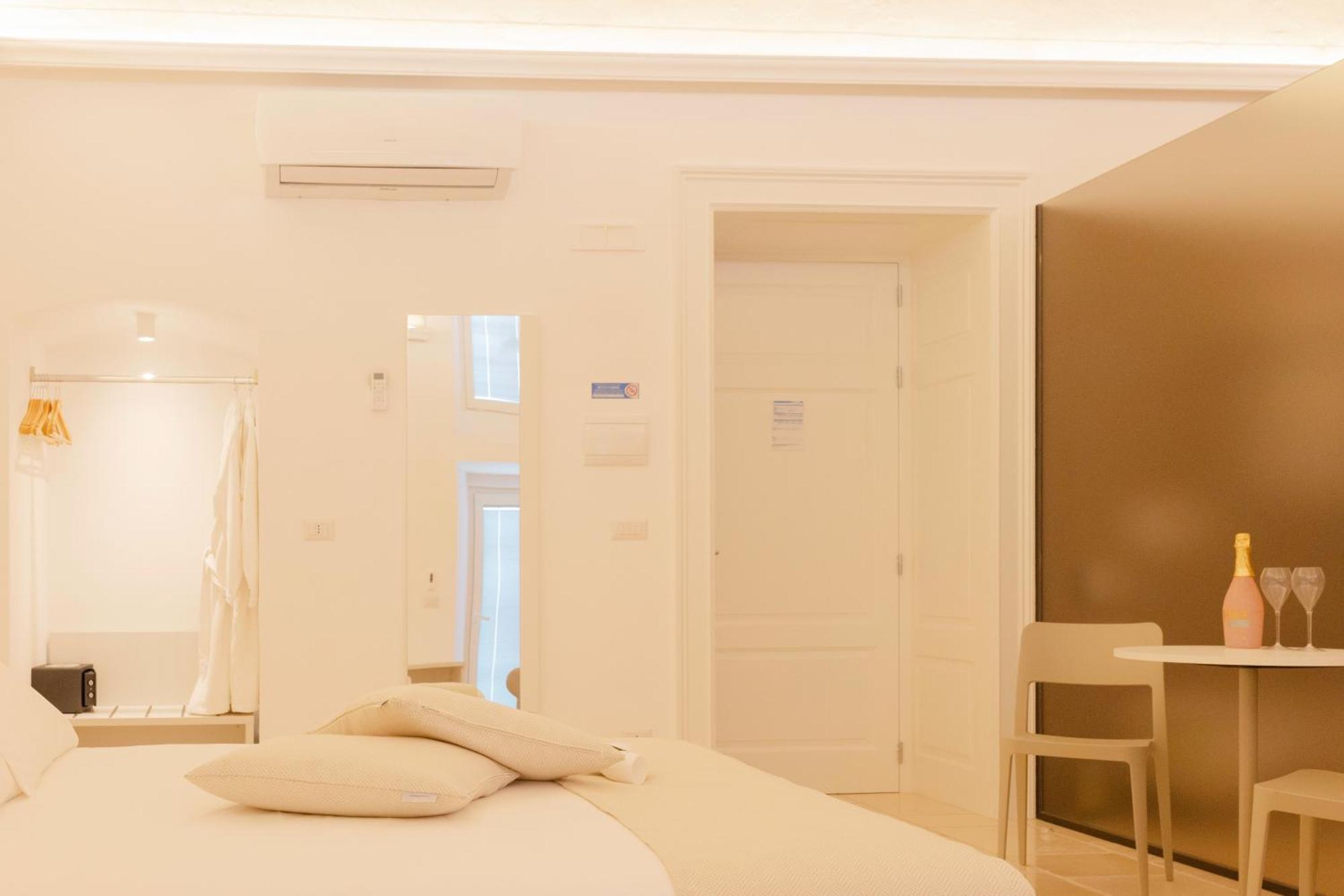 Relais La Muraglia - Luxury Rooms Molfetta Exterior photo